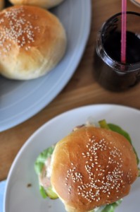 Hamburgerowe szaleństwo czyli o bułeczkach idealnych