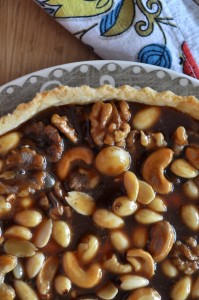 Karmelowa tarta z orzechami (godna następczyni mazurka)