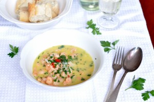 Krewetki z czosnkiem, pietruszką i białym winem