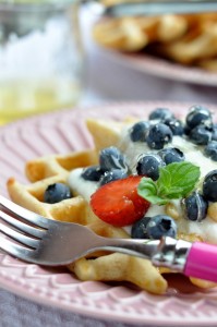 Gofry jogurtowe z dodatkiem mąki razowej