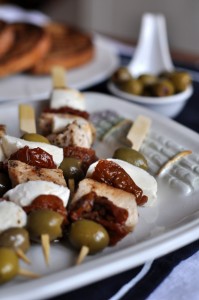 Przekąski na imprezę- koreczki we włoskim stylu