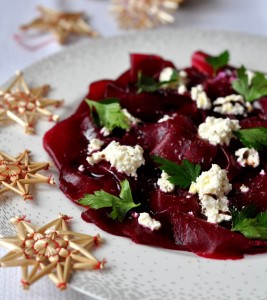 Potrawy Wigilijne: Carpaccio z buraków z kozim serem