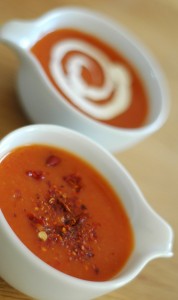 Zupa krem z grillowanej papryki i pomidorów