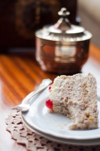 Tort cynamonowy z migdałami