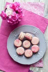 Wiosenne makaroniki z kremem cytrynowym