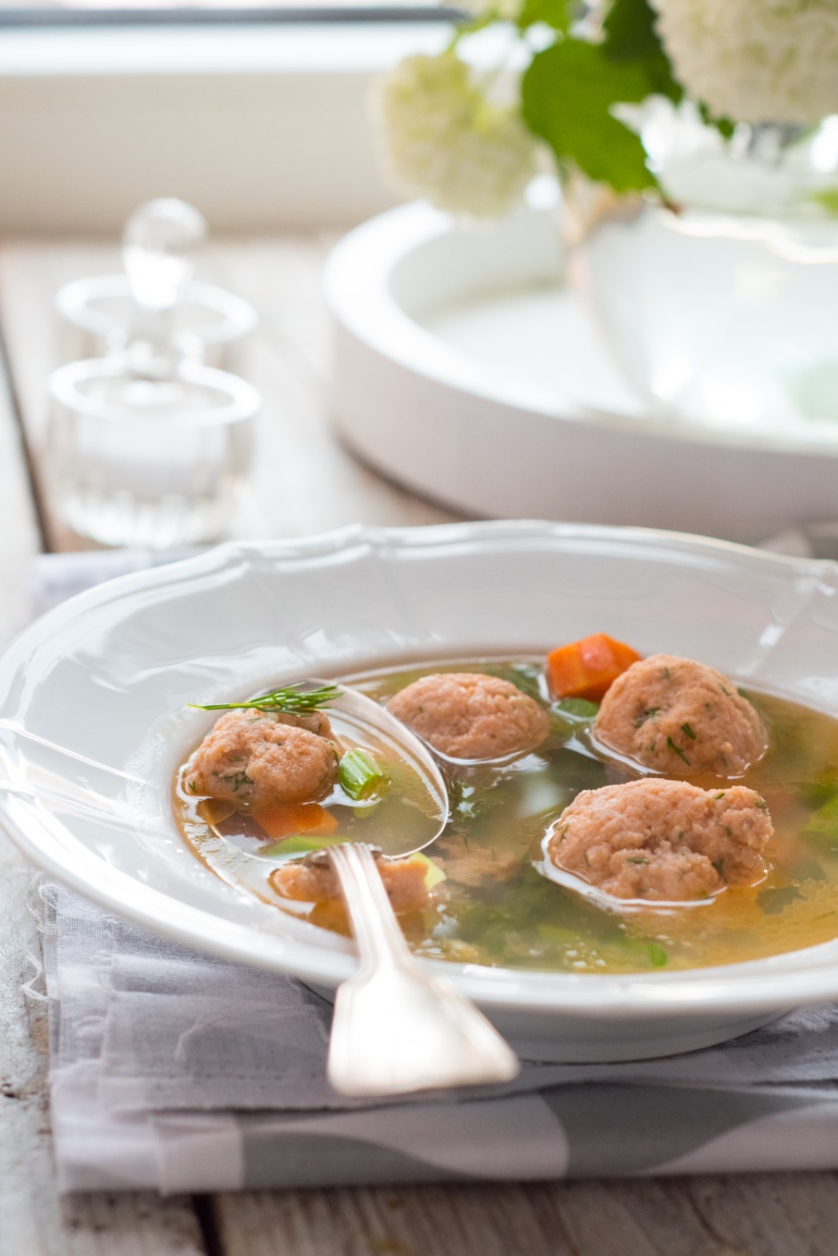 zupa warzywna z pulpetami rybnymi (1)