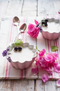 Maślankowa panna cotta