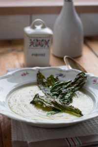 Krem z pieczonego kalafiora i cukinii