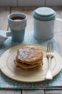 Drożdżowe placuszki z twarogiem