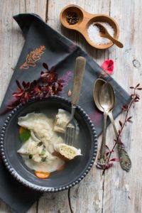 Rybne pierogi z pstrągiem