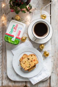 Świąteczny keks bez dodanego cukru