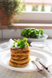 Proste kotleciki z ciecierzycy i marchewki