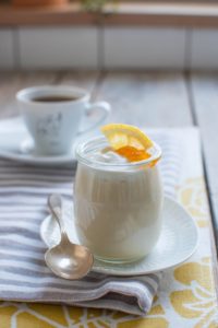 Cytrynowy mus serniczkowy