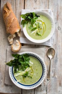 Zupa kalafiorowa z rukolą