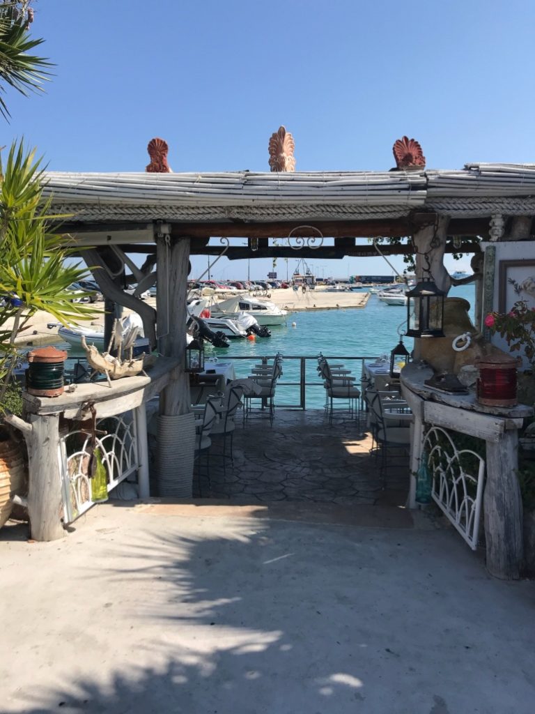 Kuchnia grecka- czyli co pysznego zjeść na wakacjach?