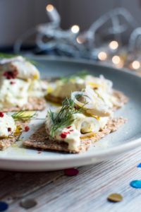 Śledzie w sosie musztardowo miodowym