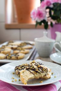 Proste ciasteczka z pistacjami i migdałami