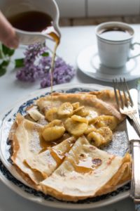 Idealne naleśniki (z bananami w syropie klonowym)