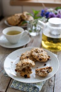 Miękkie ciasteczka owsiane z rodzynkami